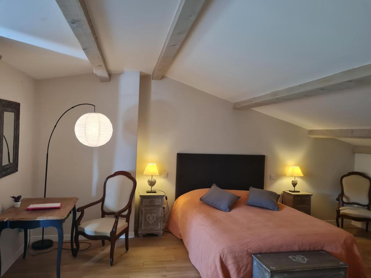 Domaine La Condamine Crillon Le Brave Hotel Екстериор снимка